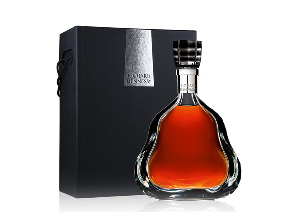 石家庄收购轩尼诗李察XO回收Hennessy洋酒干邑白兰地700ml