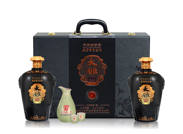 石家庄咸亨酒店太雕黄酒回收太雕2007原酿礼盒1.5kg*2糯米酒半甜绍兴黄酒